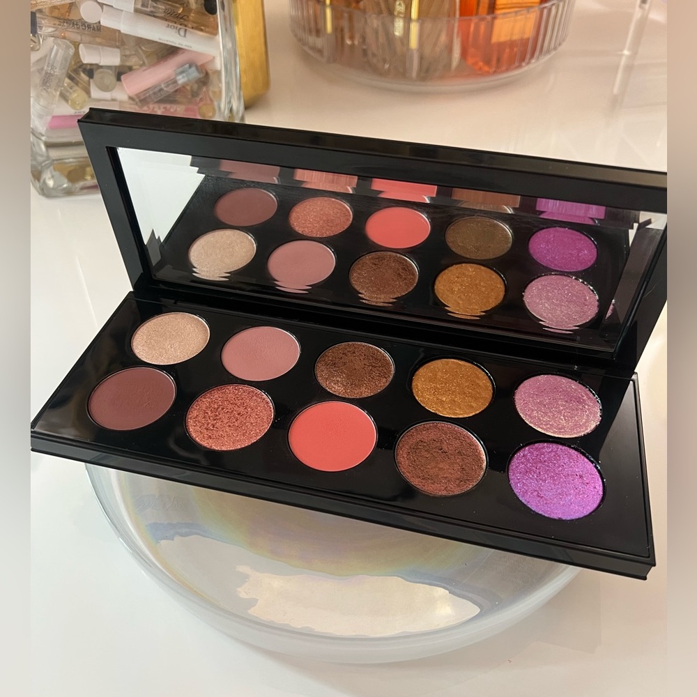 Pat McGrath Labs Mothership IX Huetopian Dreams Eyeshadow Palette with Box!